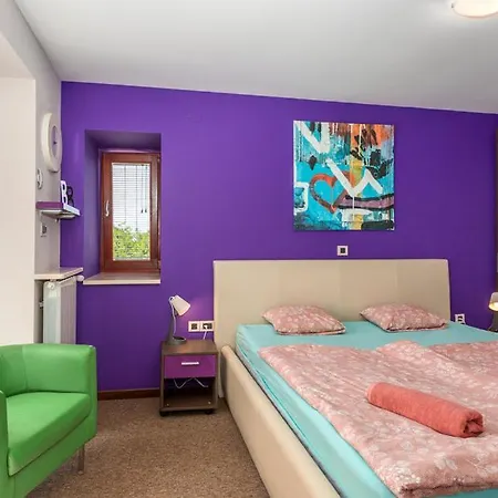 Willa With Pool, Jacuzzi, Sauna, Fitness, Playground & Wine Cellar Gostinjac