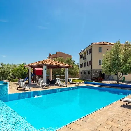 With Pool, Jacuzzi, Sauna, Fitness, Playground & Wine Cellar Villa