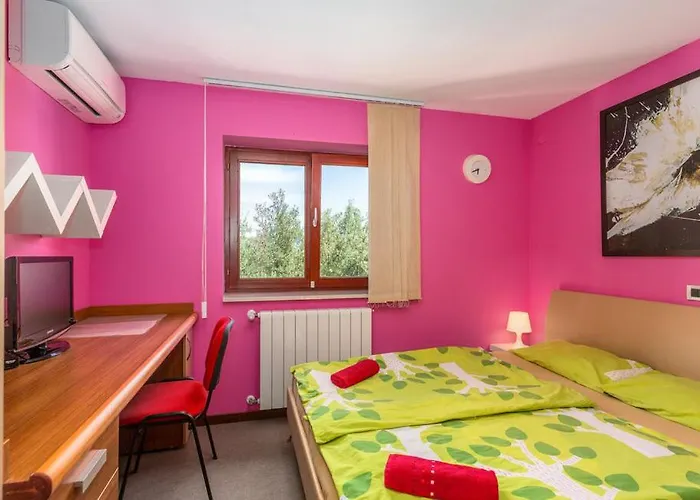 With Pool, Jacuzzi, Sauna, Fitness, Playground & Wine Cellar