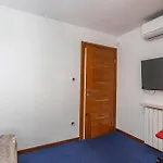 With Pool, Jacuzzi, Sauna, Fitness, Playground&wine Cellar Villa