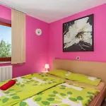Villa With Pool, Jacuzzi, Sauna, Fitness, Playground&wine Cellar *