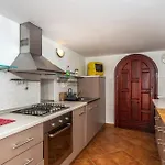 With Pool, Jacuzzi, Sauna, Fitness, Playground&wine Cellar * Gostinjac