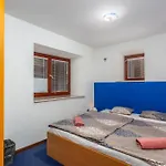 Villa With Pool, Jacuzzi, Sauna, Fitness, Playground&wine Cellar