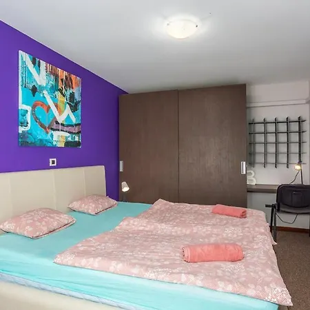 With Pool, Jacuzzi, Sauna, Fitness, Playground & Wine Cellar Вилла *