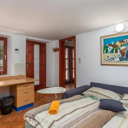 With Pool, Jacuzzi, Sauna, Fitness, Playground & Wine Cellar