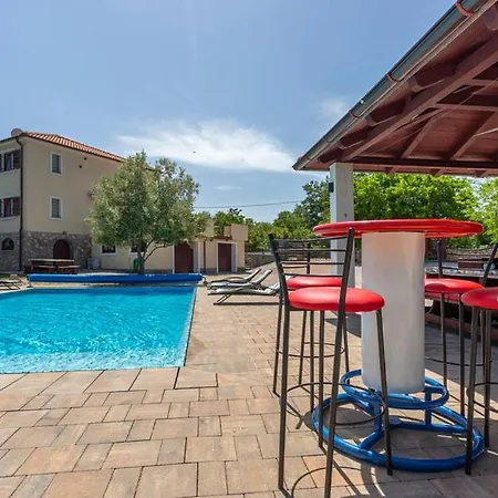 Villa With Pool, Jacuzzi, Sauna, Fitness, Playground&wine Cellar